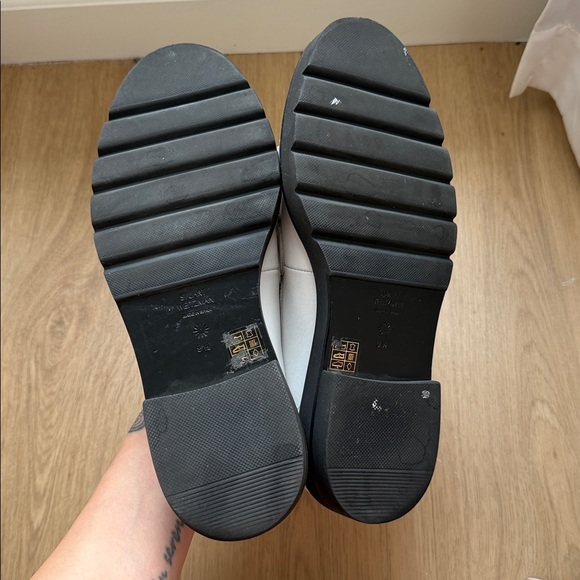 Stuart Weitzman Mila Tassel-Detailed Loafers– Women’s 9.5 - Picture 9 of 11